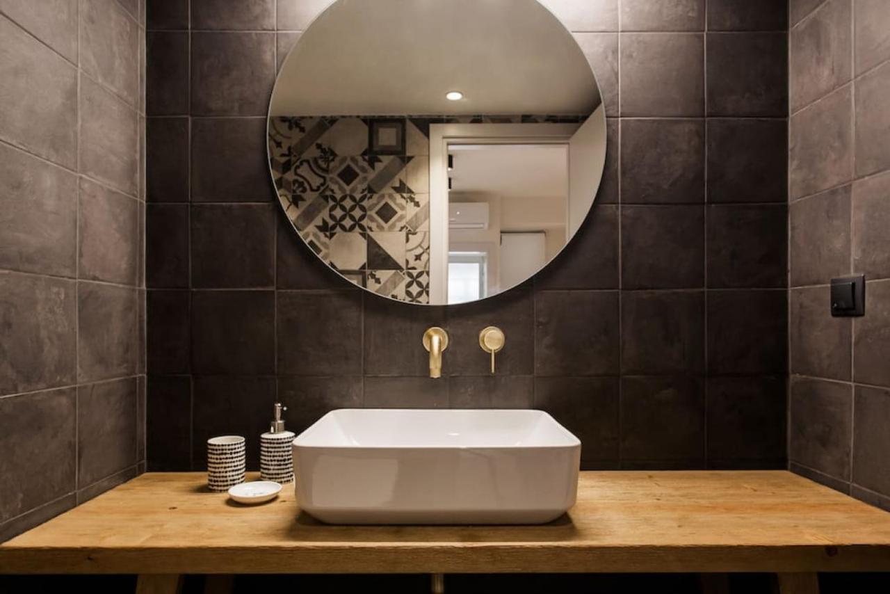 Chic Apartment - Strolling To The Athenian Streets Екстериор снимка